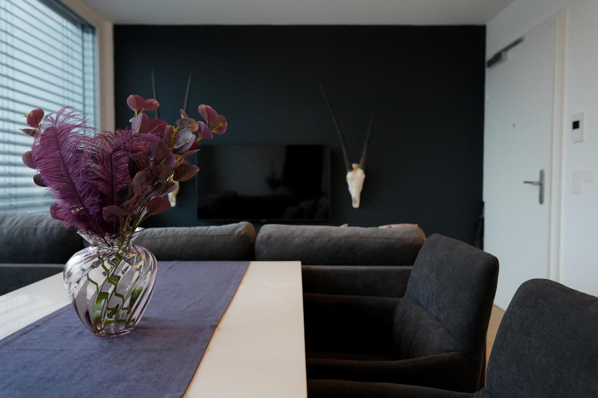 Modern Stylish Design Apartment With Free Parking Emily Wien Ngoại thất bức ảnh