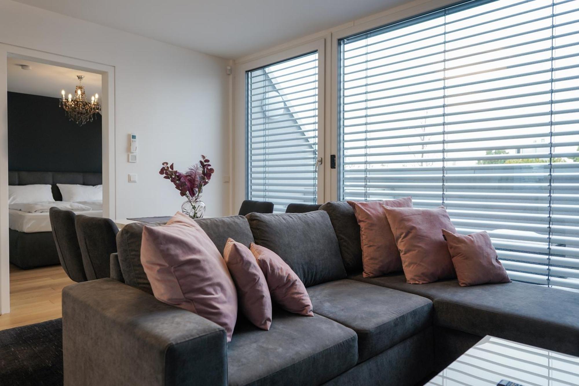 Modern Stylish Design Apartment With Free Parking Emily Wien Ngoại thất bức ảnh